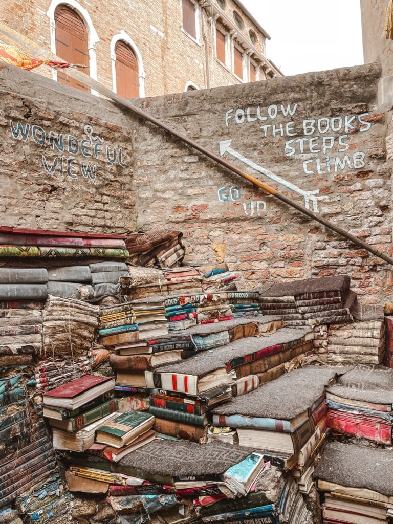 Libreria Acqua Alta Venice